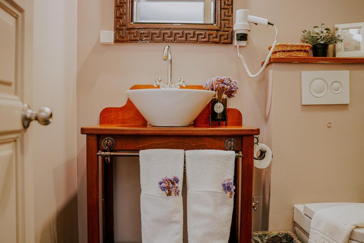 Bozcaada Biz Otel Ngoại thất bức ảnh